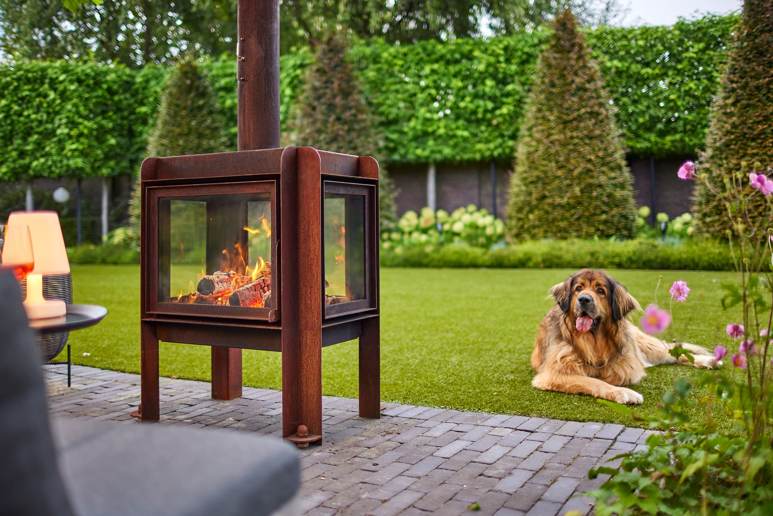 Fennek 80 – La Signature Visuelle Grand Format